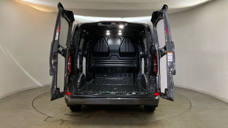 Volkswagen Transporter T28 Swb Diesel 2.0 TDI 110 Commerce Pro Van